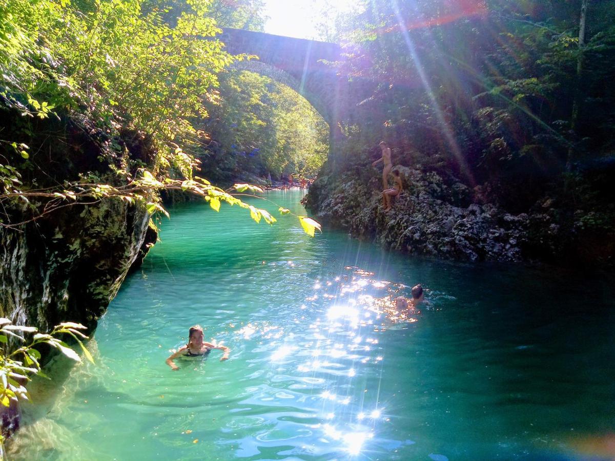 Garni Hotel Bovec Buitenkant foto