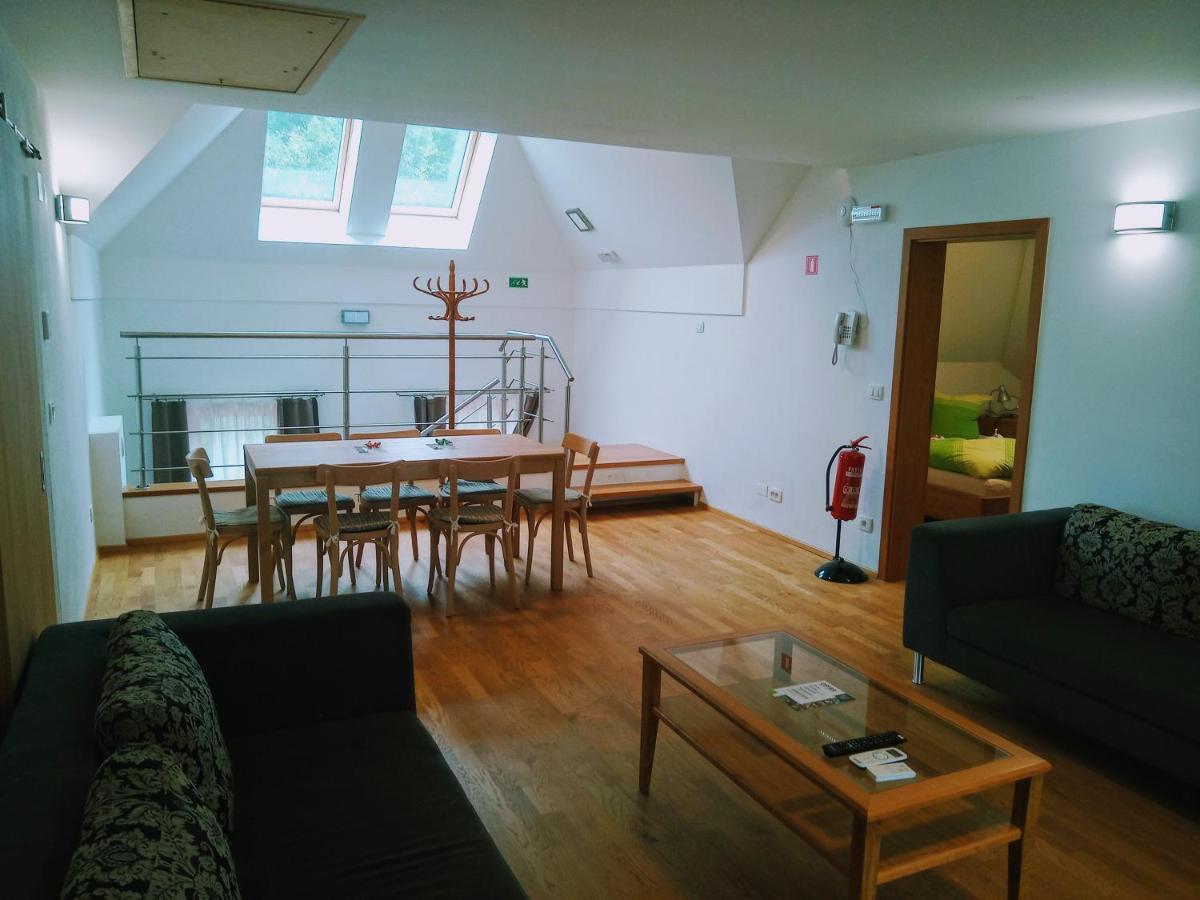 Garni Hotel Bovec Buitenkant foto