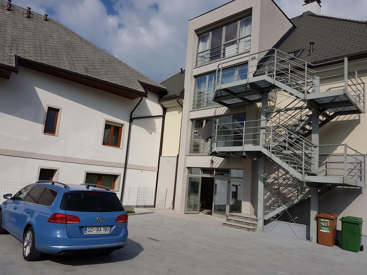 Garni Hotel Bovec Buitenkant foto